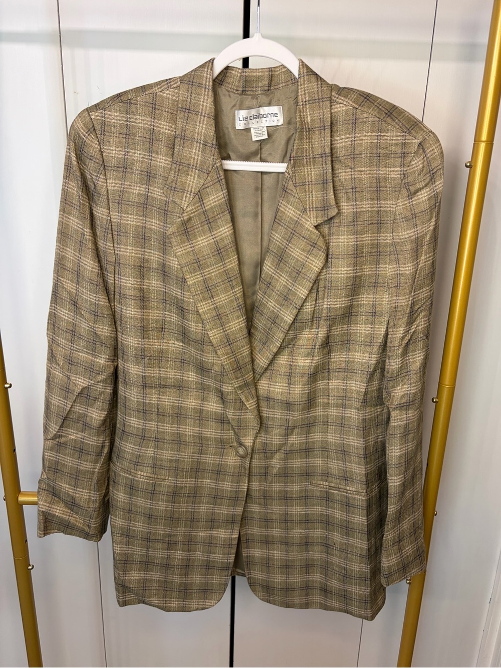 Liz Claiborne Plaid Short and Jacket Set